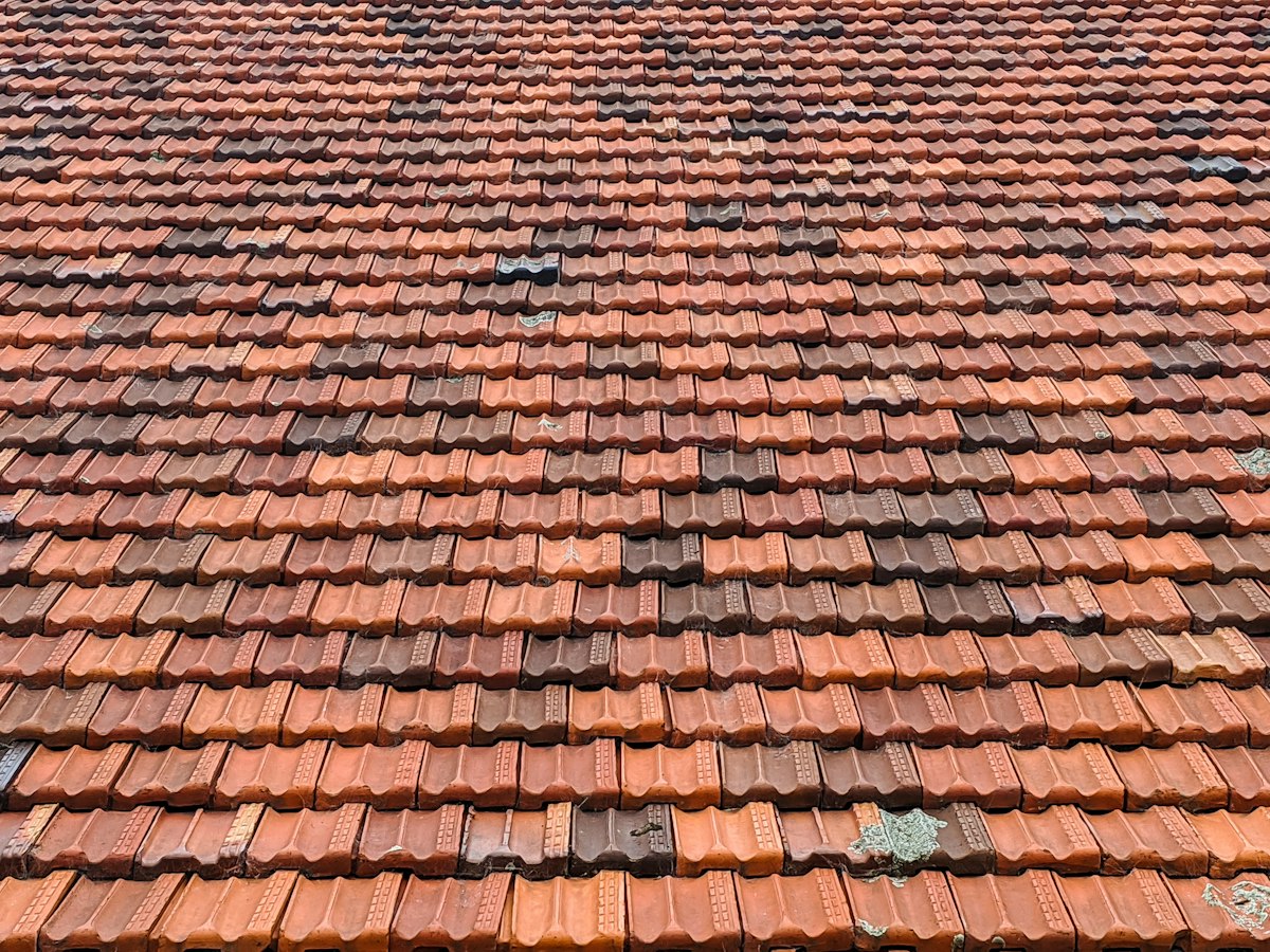 Travaux de zinguerie gouttières en zinc façonnées sur mesure